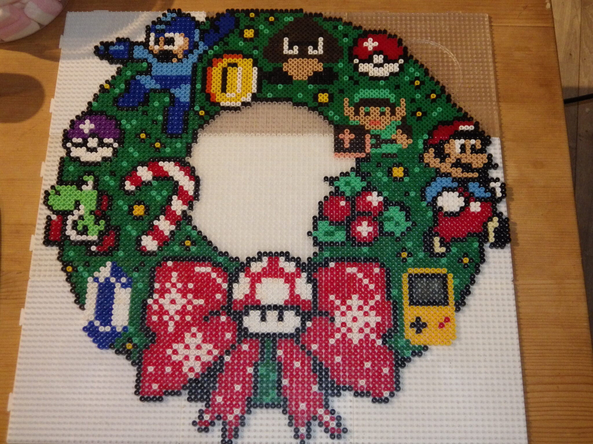 Couronne noel nintendo pelres hama