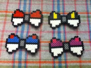 Pokeball pince cheveux perles hama