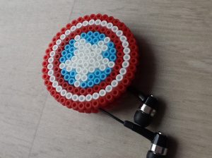 Enrouleurs de cable super heros perles hama diy