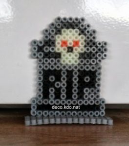 Perles hama tombe crâne RIP 2
