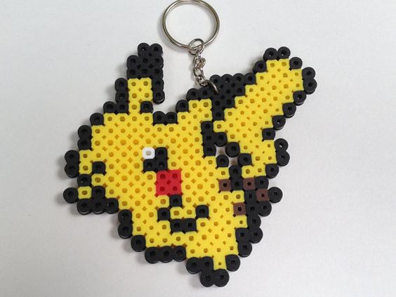 Pikachu pokemon hama perles porte clefs repasser