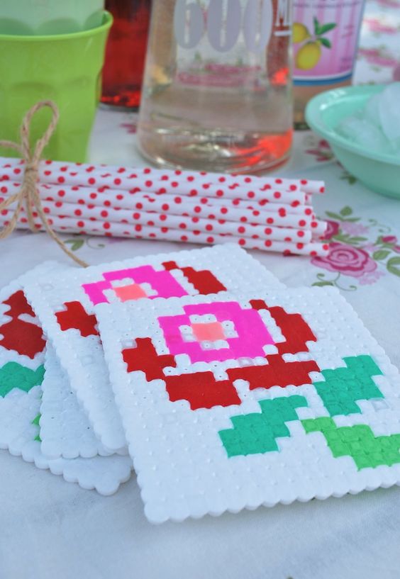 Coaster fleurs sous verre perles hama repasser