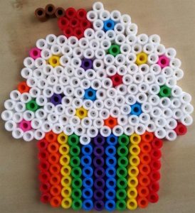 Cupcakes arcenciel perles hama repasser