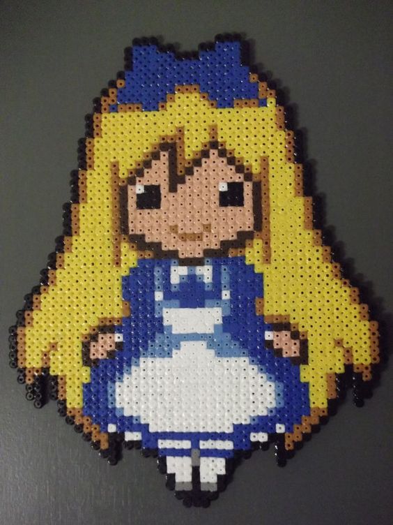 Alice au pays des merveilles perles a repasser hama