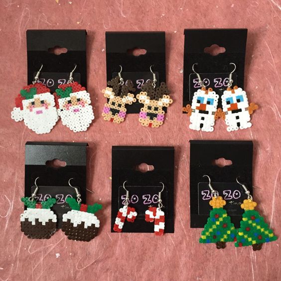 Boucle oreilles noel perles a repasser hama