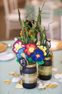 Centre table fleurs perles a repasser hama