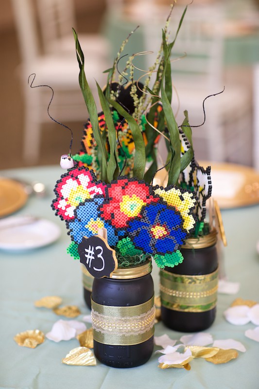 Centre table fleurs perles a repasser hama