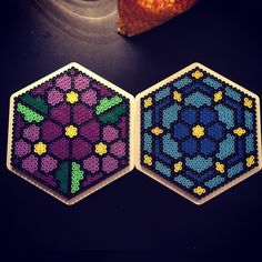 Dessous de verre fleurs perles a repasser hama