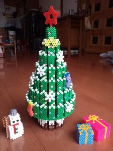 Sapin 3d perles a repasser hama noel