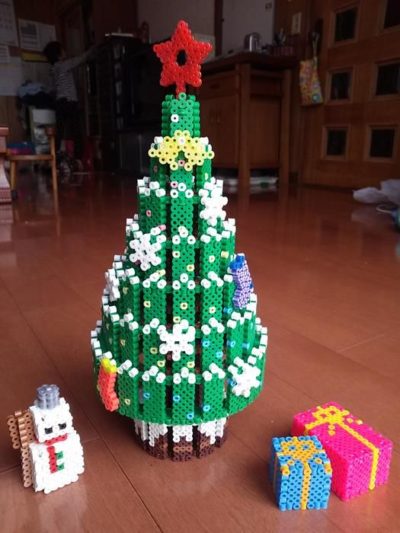 Sapin 3d perles a repasser hama noel