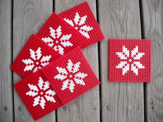 Sous verre scandinave perles a repasser hama noel