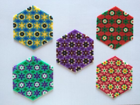 Sous verre hexagonale perles a repasser hama