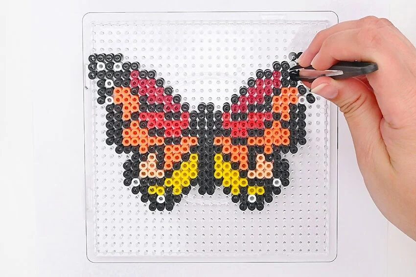 Papillon en perles a repasser variante