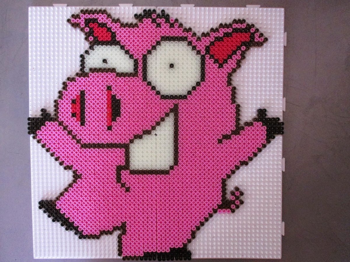 Un grand cochon rose farceur, un modèle XXL pour les perleurs confirmés.